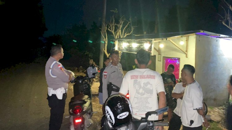 Patroli Malam Polsek Rote Selatan, Langkah Proaktif Polri Jaga Keamanan Lingkungan