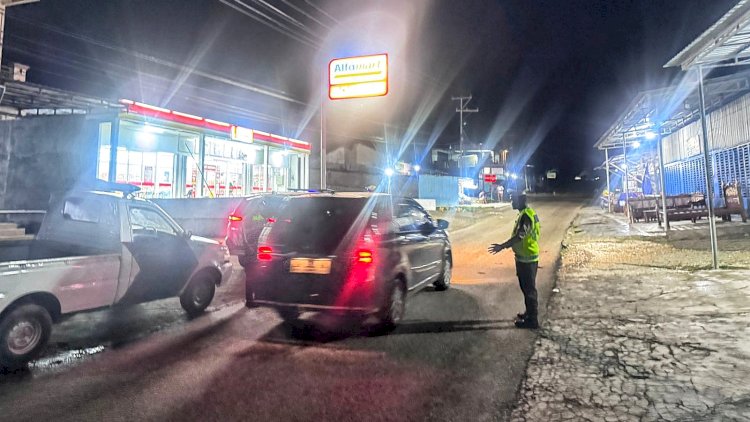 Patroli Malam Satuan Lalu Lintas Polres Rote Ndao,  Jaga Kamseltibcarlantas