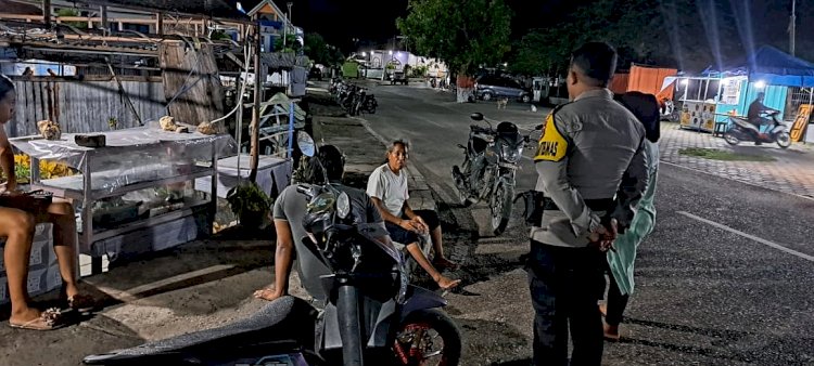 Kapolsek Lobalain : Patroli Malam Untuk Memantau Aktifitas Masyarakat di Malam Hari
