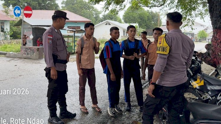 Cegah Gangguan Keamanan, Personel Polsek Lobalain Tingkatkan Patroli Preventif