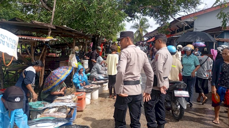 Polsek Rote Barat  Laut Laksanakan Patroli dan Pengamanan di Pasar Busalangga
