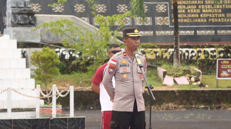 Pimpin Apel Perdana, Wakapolres Rote Ndao Ajak Personel Untuk Terus Berbuat Baik