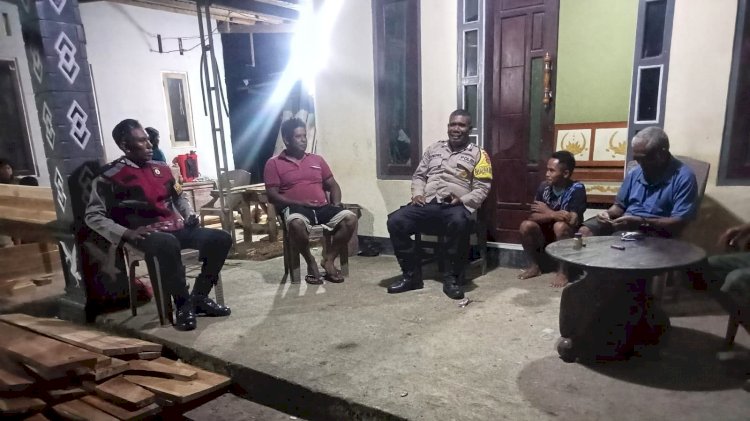 Sambangi Warga, Polsek Rote Selatan Jamin Kamtibmas Tetap Kondusif