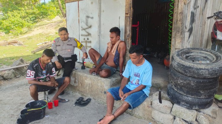 Upaya Preemtif Bhabinkamtibmas Polsek Lobalain Untuk Jaga Kemitraan Dengan Masyarakat