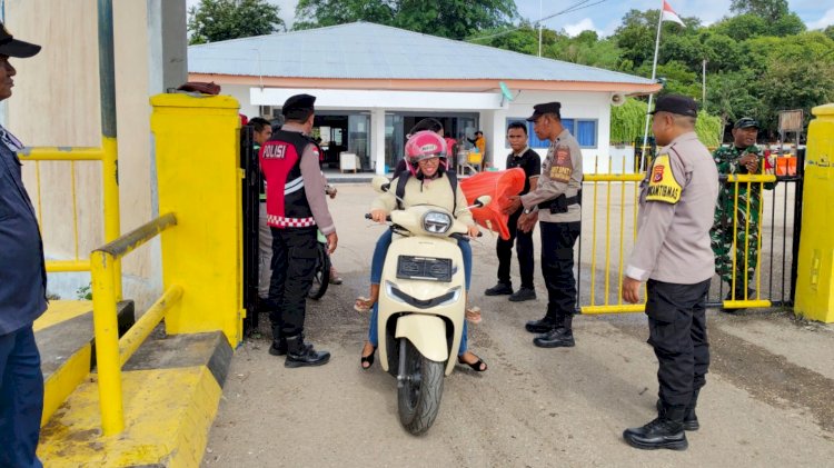 Polsek Pantaibaru Hadir Melayani Masyarakat, Pastikan Kamtibmas Kondusif di Pelabuhan Pantaibaru