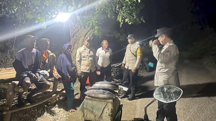 Jaga Kamtibmas Tetap Kondusif, Polsek Rote Barat Daya Intensifkan Patroli Malam