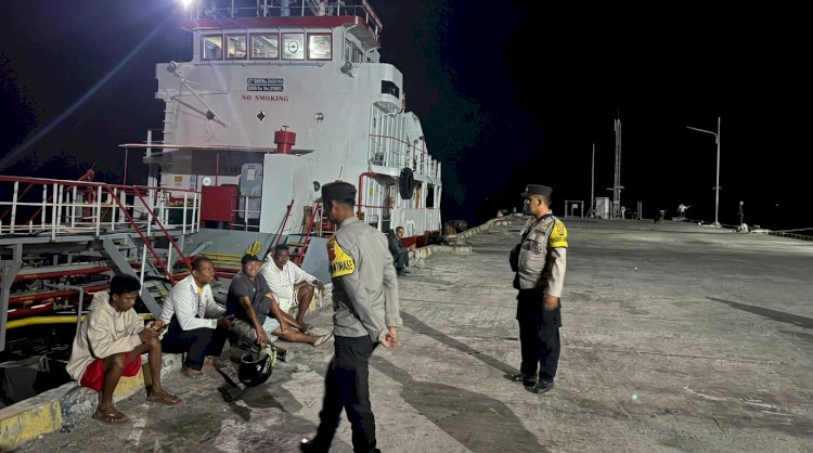 Patroli Malam Polsek Lobalain, Upaya Untuk Jamin Kenyamanan Masyarakat