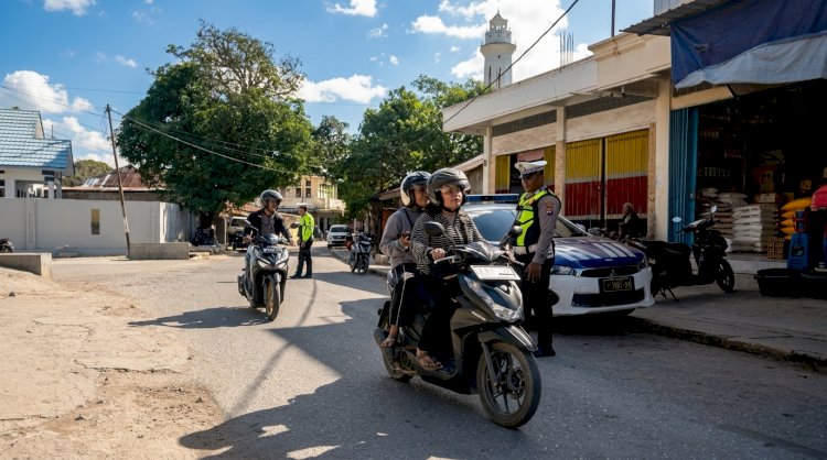 Satuan Lalu Lintas Polres Rote Ndao Tingkatkan  Pengamanan dan Edukasi Pembinaan Kamseltibcarlantas