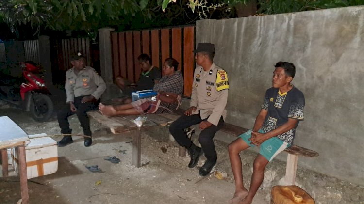 Patroli Malam Polsek Rote Barat Daya, Perkuat Sinergi Cegah Gangguan Keamanan