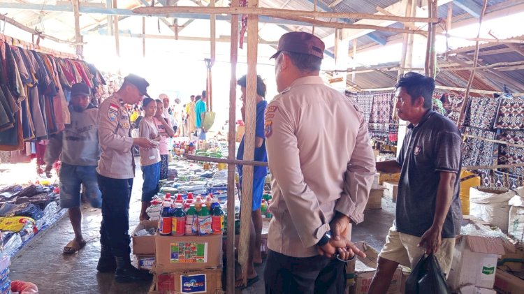 Polsek Rote Barat Daya Lakukan Pengamanan di Pasar Tudameda, Wujud Polri Untuk Masyarakat