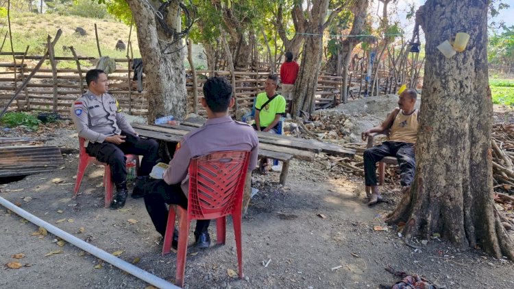 Patroli DIalogis Polsek Rote Barat Daya, Tingkatkan Edukasi Pembinaan Kamtibmas Bagi Masyarakat