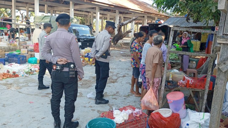 Polsek Rote Tengah Lakukan Pengamanan di Pasar Siomeda, Jamin Kenyamanan Masyarakat di Pasar Siomeda
