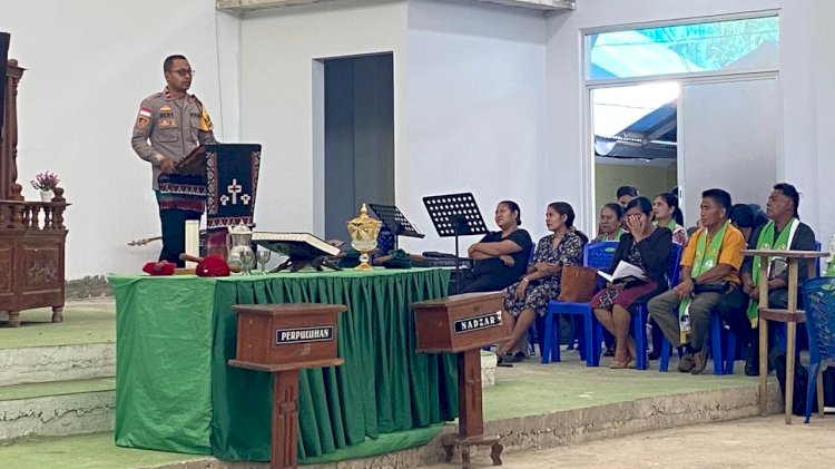 Minggu Kasih Bersama Jemaat GMIT Syalom Tunggaoen, Kapolsek Rote Barat Sampaikan Himbauan Kamtibmas