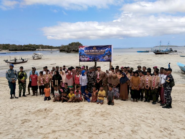 Aksi Bersih Pantai TNI-Polri, Ciptakan Lingkungan Yang Sehat dan Asri