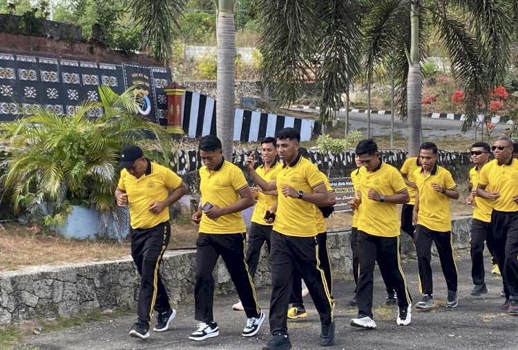 Jum'at Sehat, Personel Polres Rote Ndao Olahraga Bersama Jaga Kebugaran