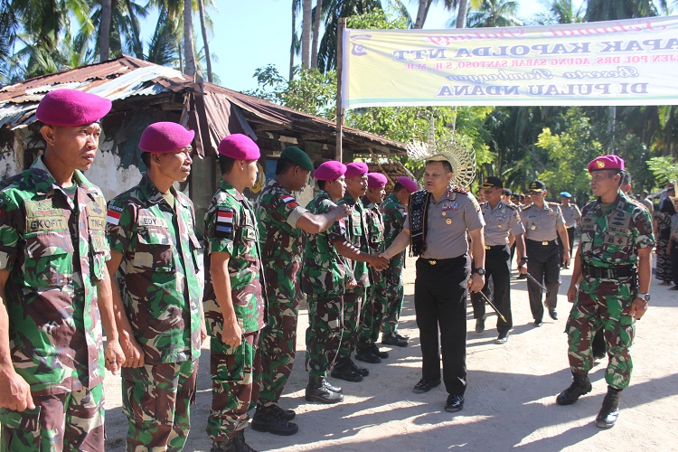 Pengamanan perbatasan Pulau Ndana terima bantuan dari Kapolda NTT