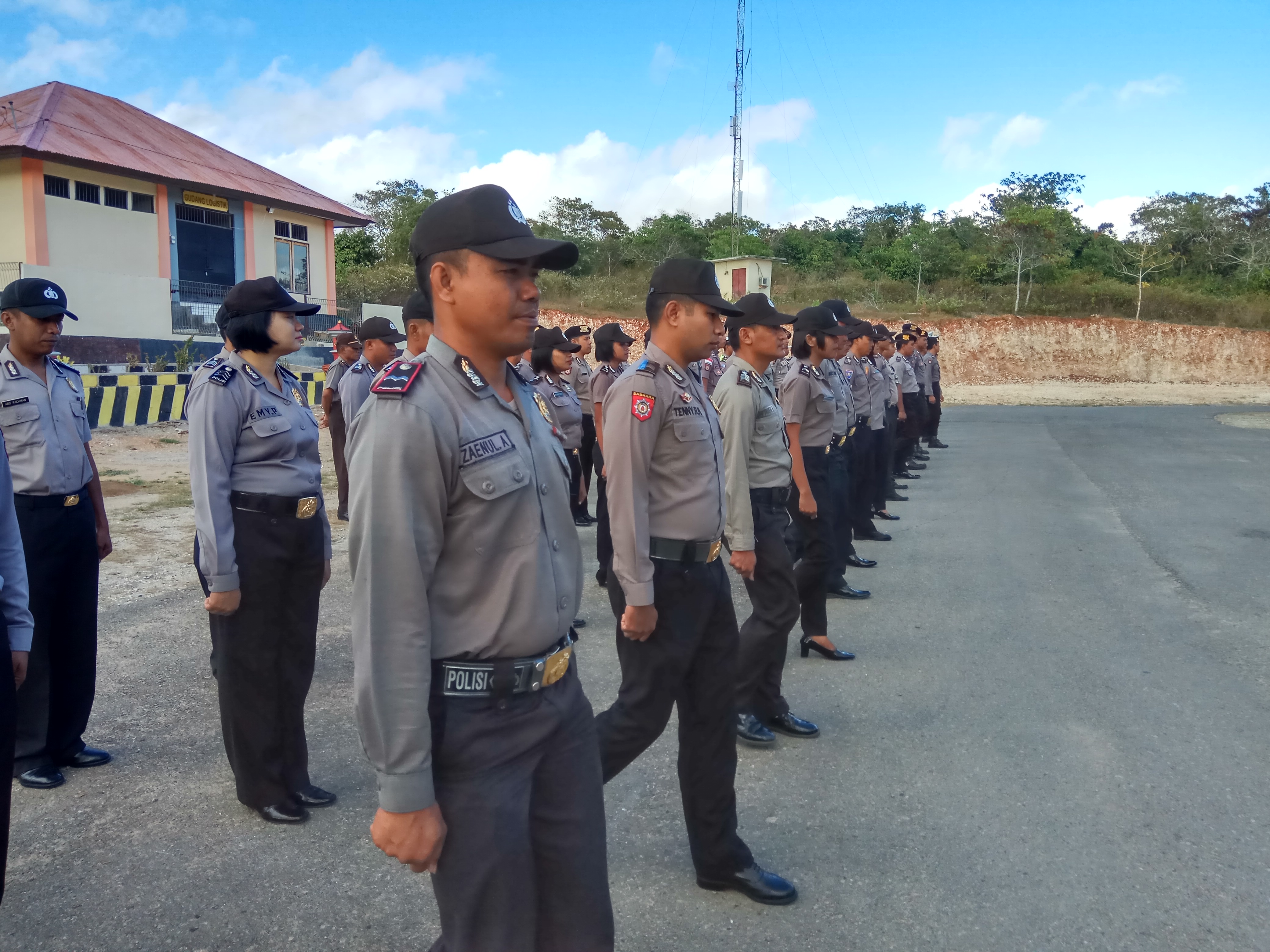 Latihan baris-berbaris, bentuk personel yang siap dan tanggap melaksanakan tugas